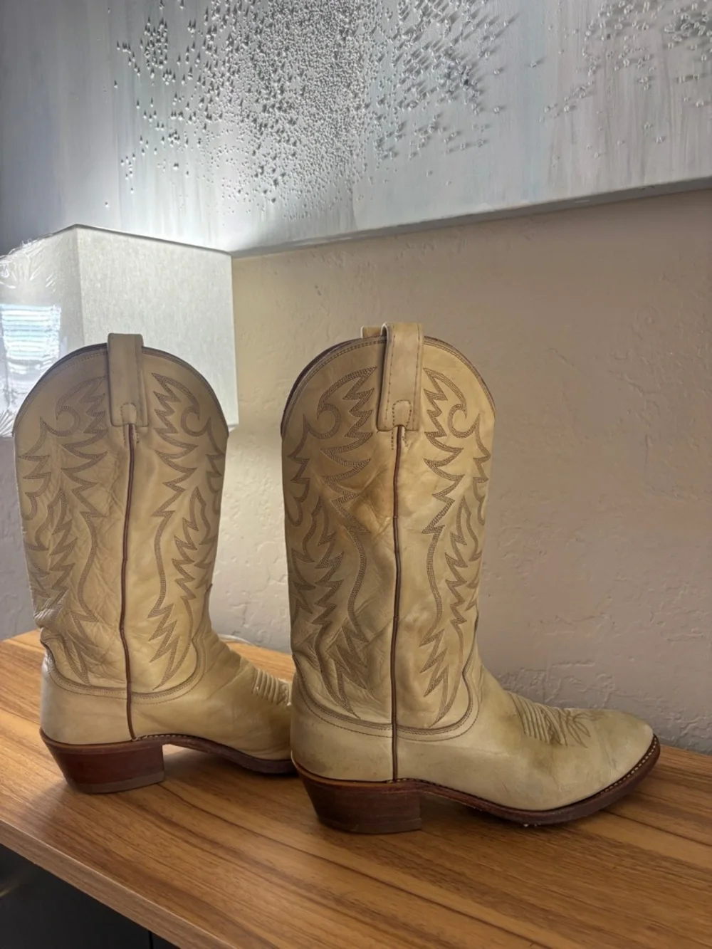 Mens  9.5 Vintage Dan Post Light Tan Leather western  Cowboy Boots Made In USA